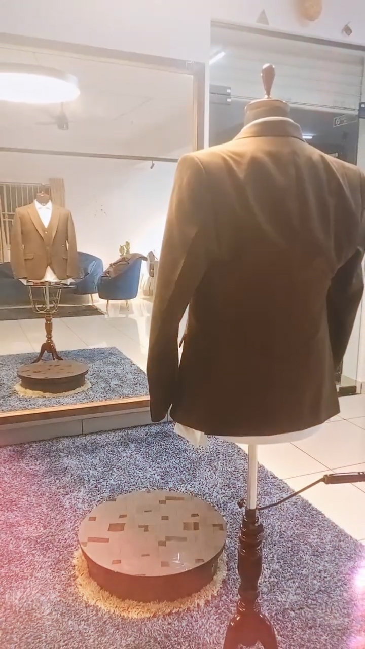 Aayra Design Studio | Green Blazer