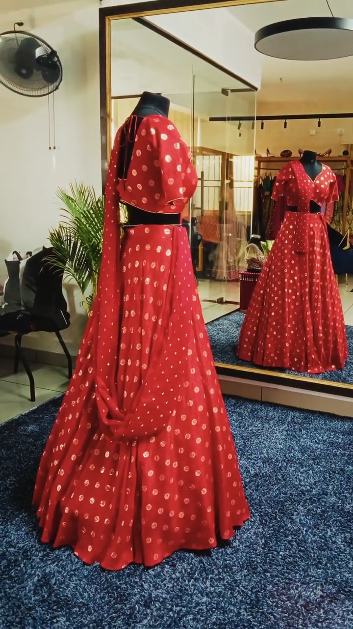 Aayra Design Studio | Dola Silk Lehenga
